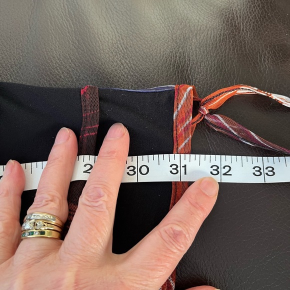 MADO et les Autres cropped leggings - Picture 6 of 6